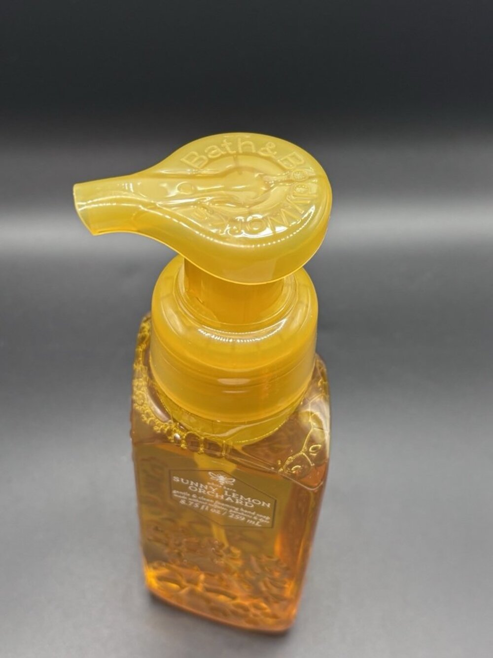Bath & Body Works Sunny Lemon Orchard Gentle Foaming Hand Soap 8.75 oz Yellow - Picture 15 of 16